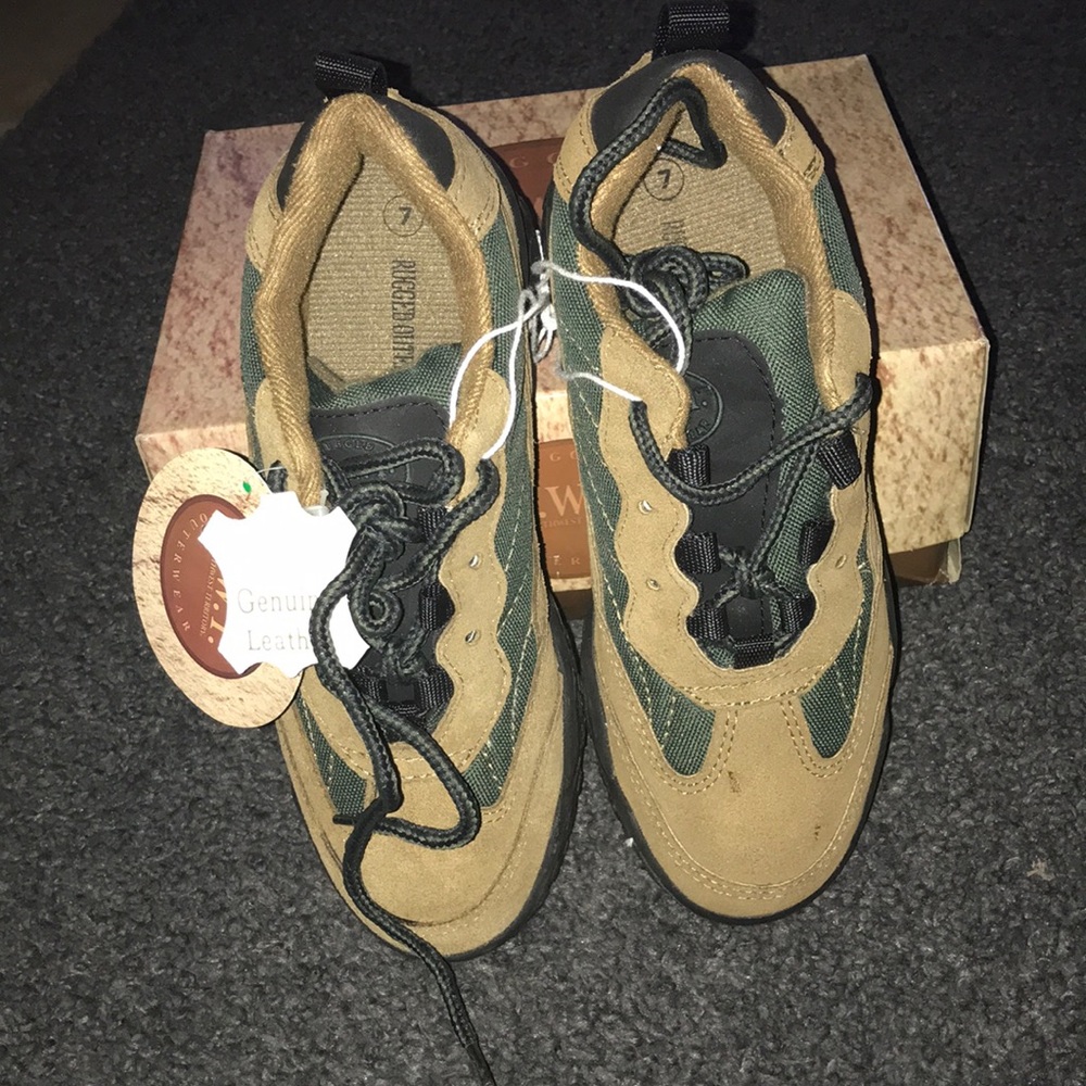 New hiking boots/shoes